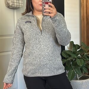 Patagonia Better Sweater 1/4 Zip Fleece in Light Heathered Gray. M
